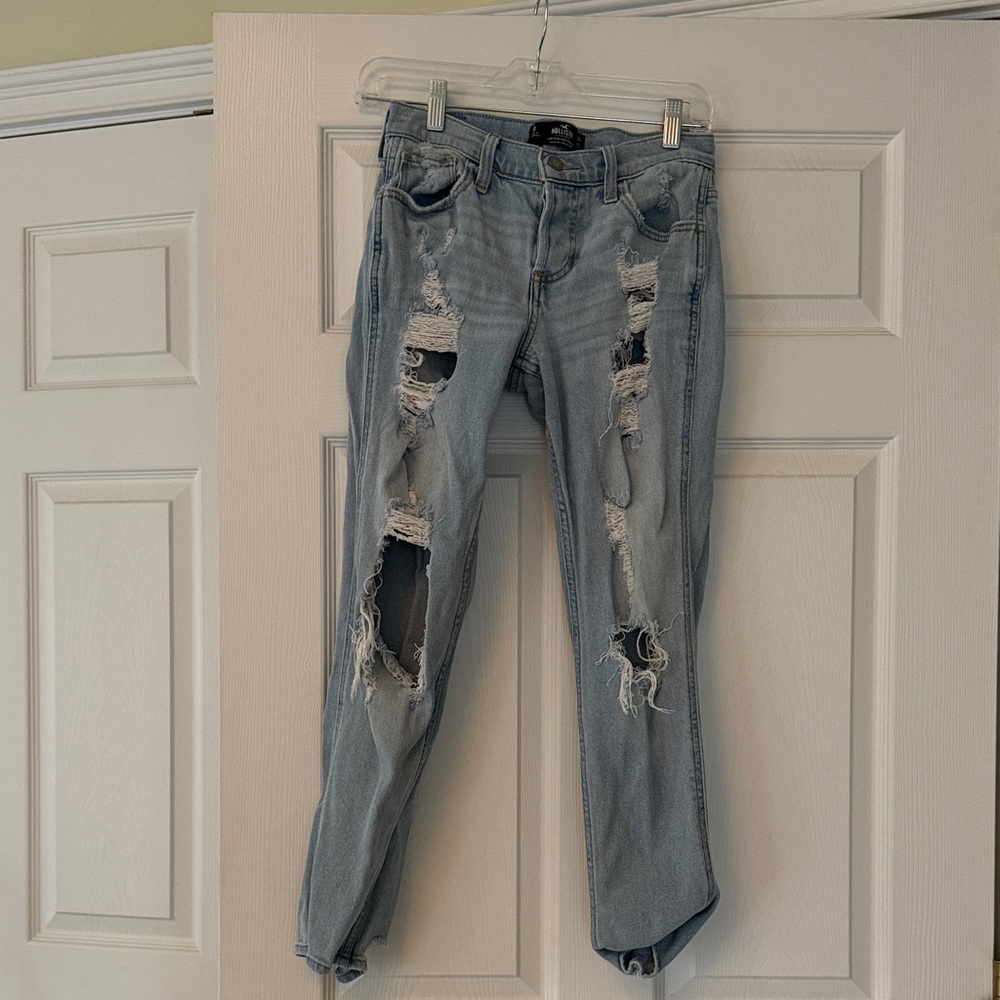Women’s Distressed Light Blue Women's Jeans
